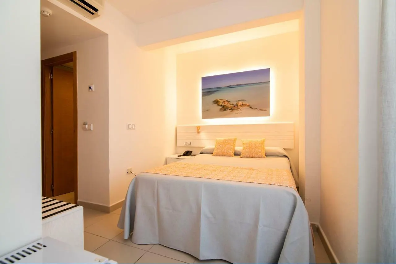 Hotel Caribe Es Canar   Es Canar (Ibiza)