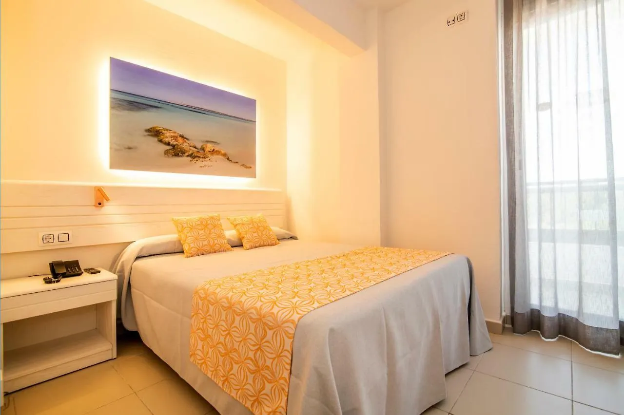 Hotel Caribe Es Canar