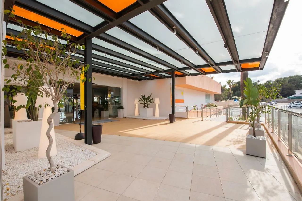 Hotel Caribe Es Canar  3*, Es Canar (Ibiza)