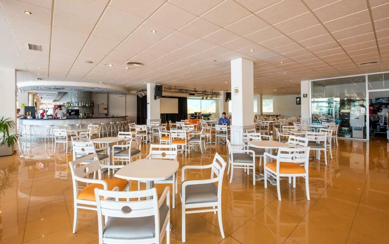 Hotel Caribe Es Canar